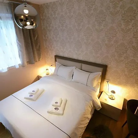 Konukevi Zoilo Self Check-in 4*